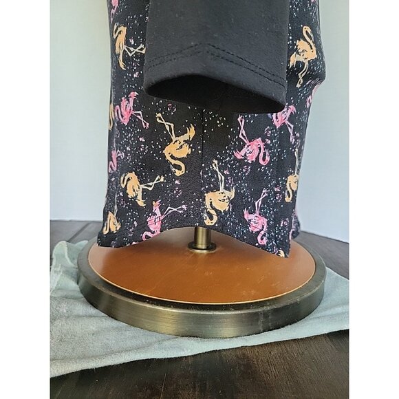 LULAROE Flamingo 3/4 length sleeve shirt top WOMEN'S WOMAN'S EXTRA SMALL - Picture 6 of 12
